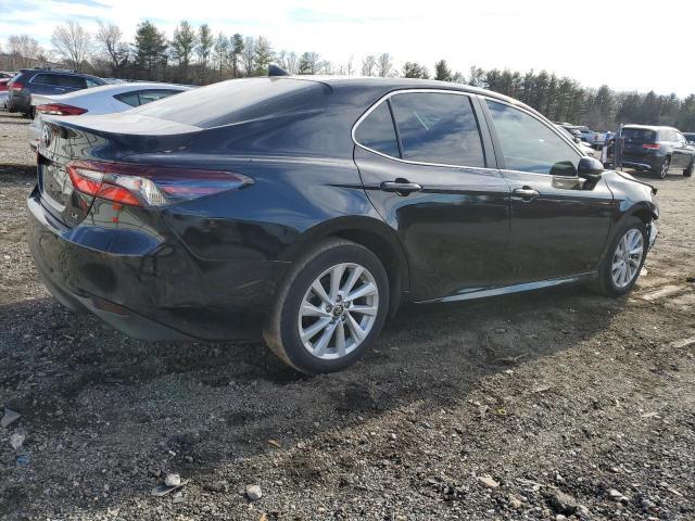 2021 Toyota Camry Le - Image 3