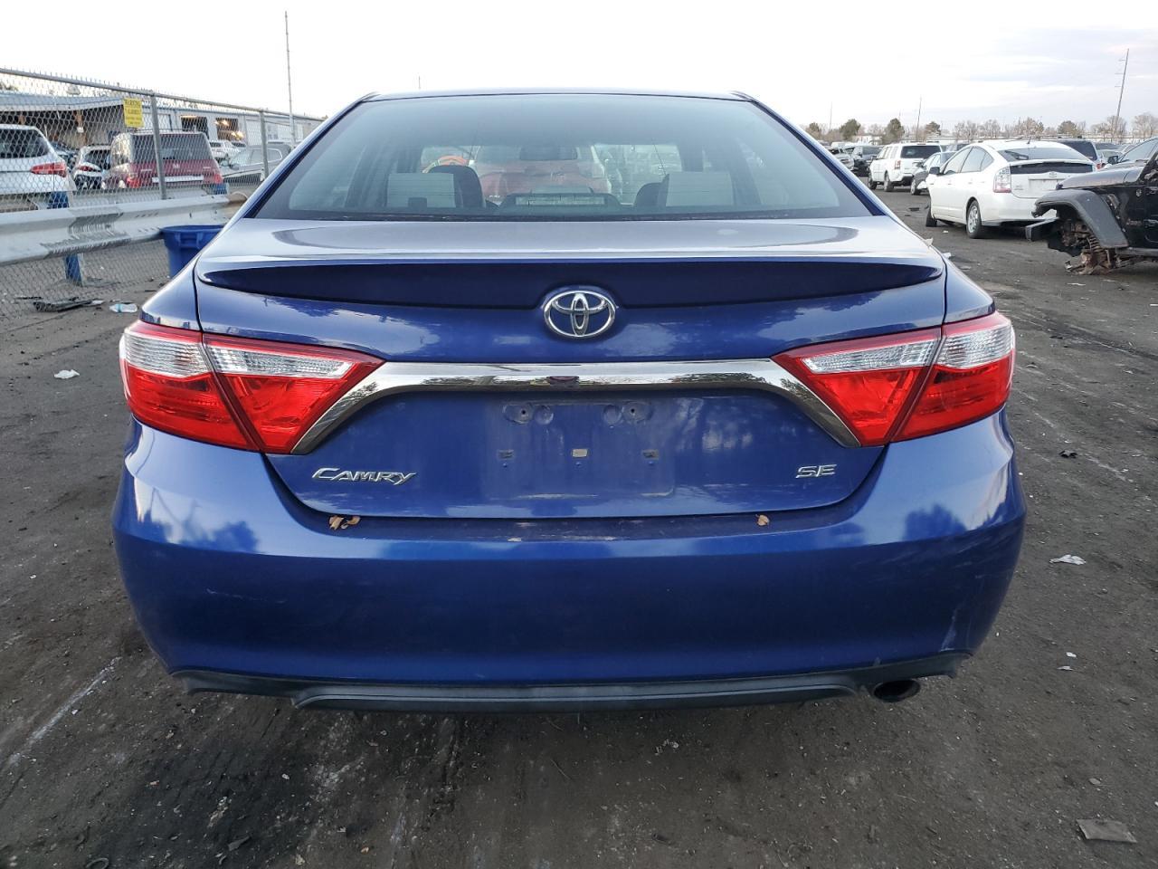 2015 TOYOTA CAMRY LE - Image 6