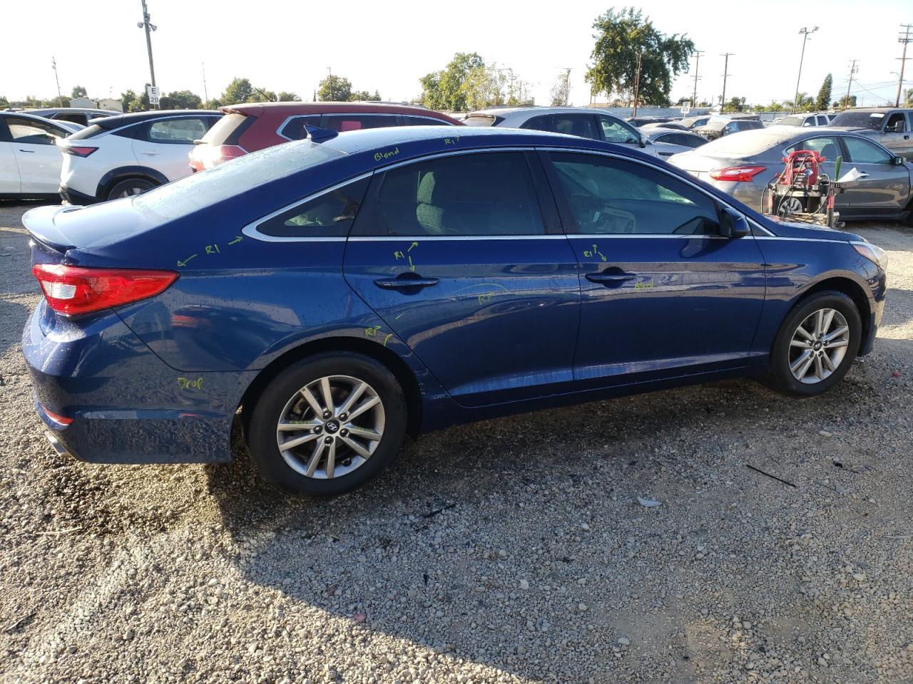 2017 HYUNDAI SONATA SE - Image 3