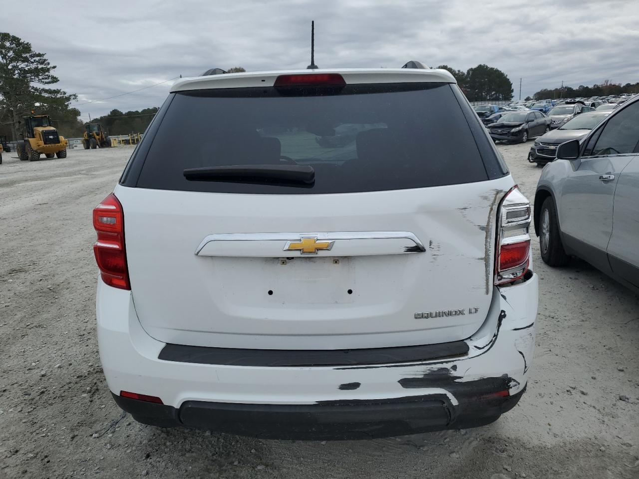 2016 CHEVROLET EQUINOX LT - Image 6