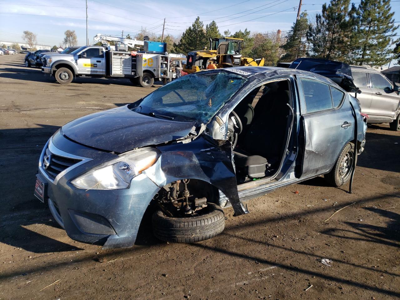 2016 NISSAN VERSA S