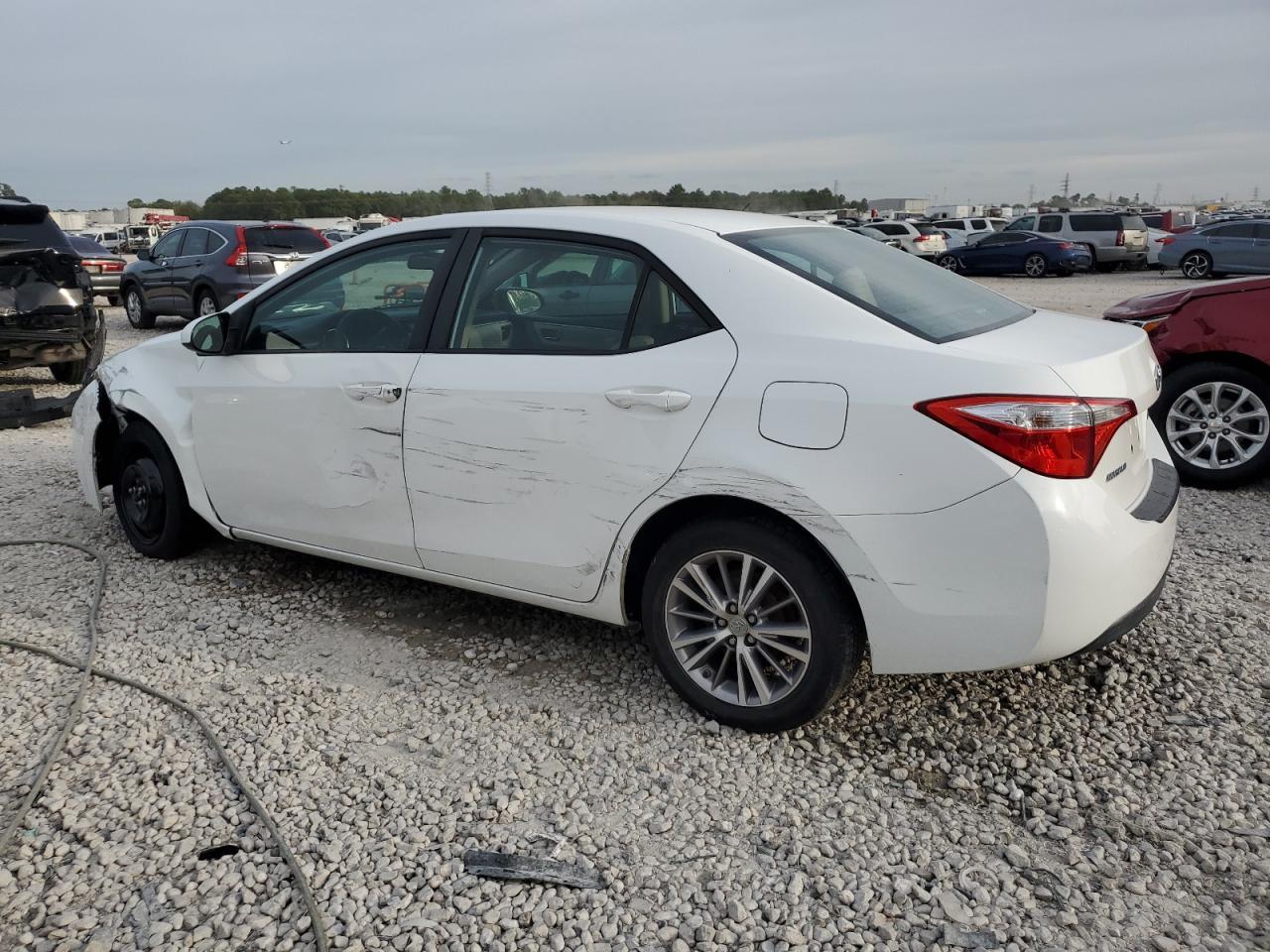2015 TOYOTA COROLLA L - Image 2