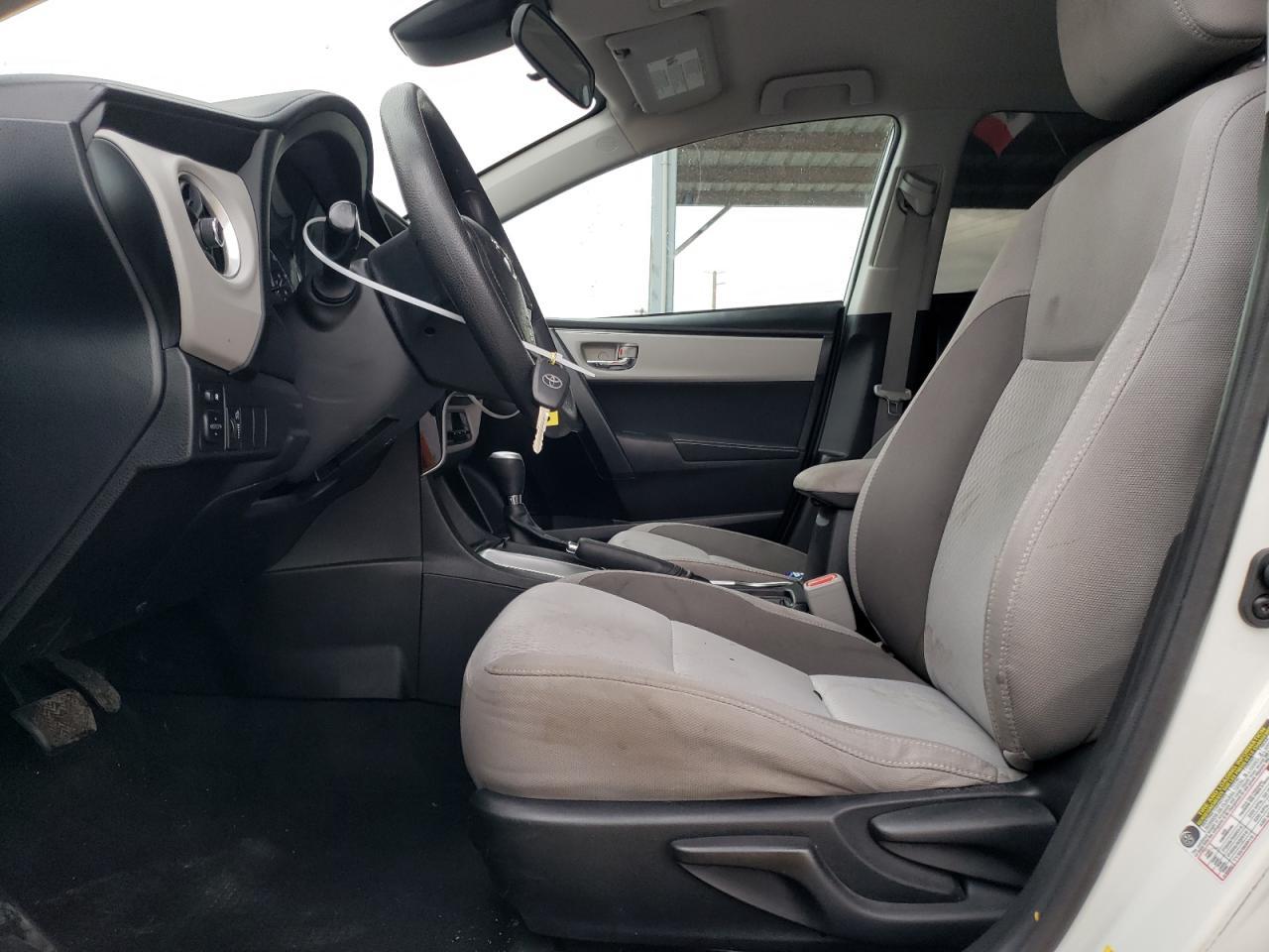2018 TOYOTA COROLLA L - Фото 7