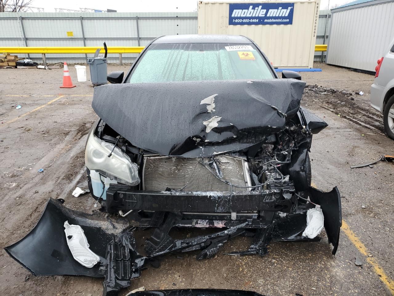 2015 TOYOTA CAMRY LE - Фото 5