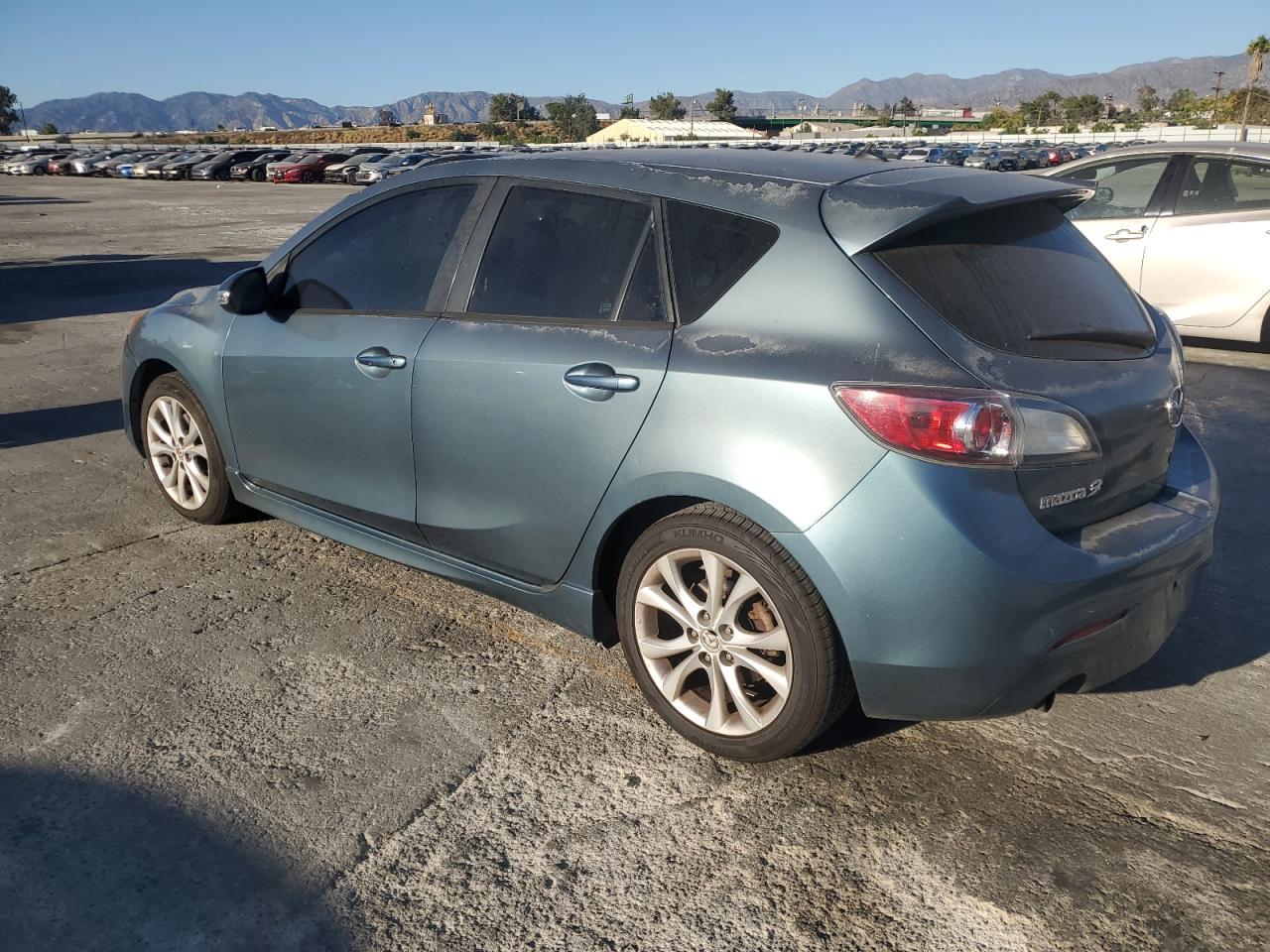 2010 MAZDA 3 S - Фото 2