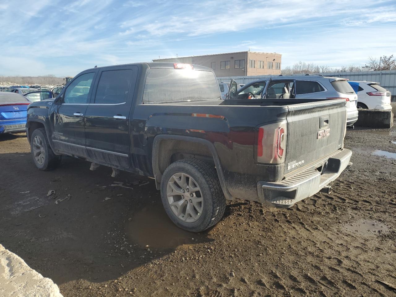 2017 GMC SIERRA K15 - Image 2
