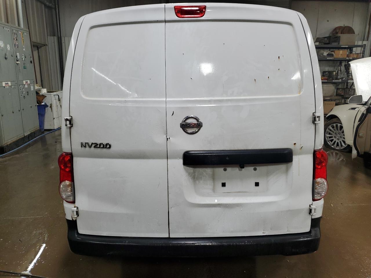 2015 NISSAN NV200 2.5S - Фото 6