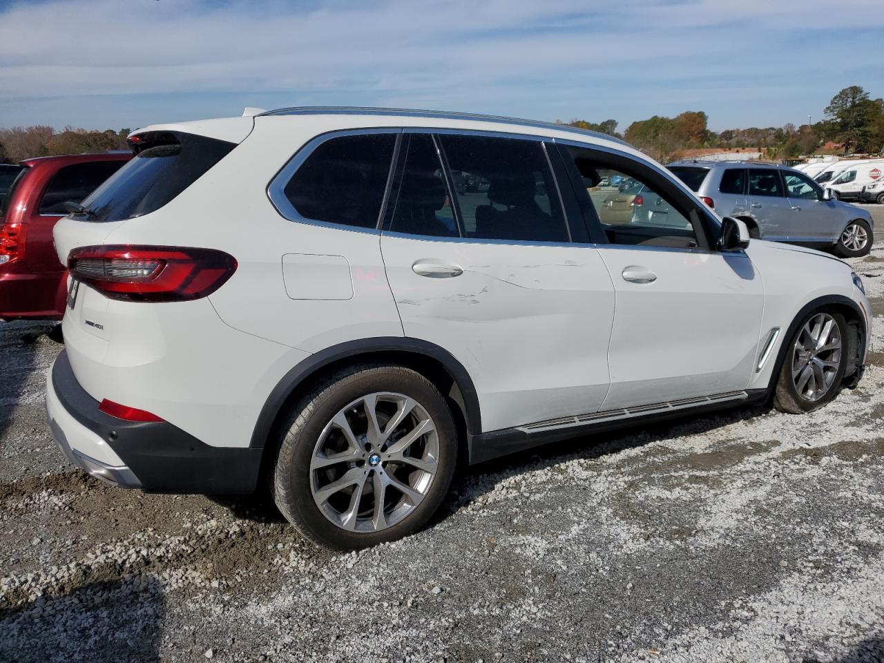 2023 BMW X5 XDRIVE4 - Image 3