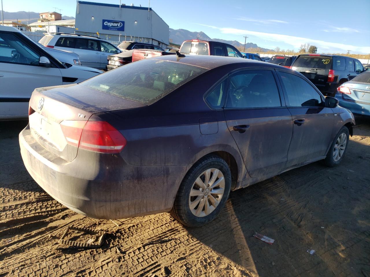 2014 VOLKSWAGEN PASSAT S - Фото 3