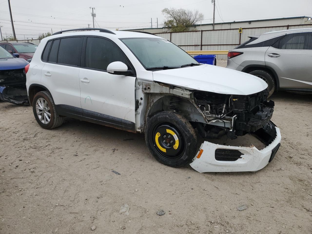 2015 VOLKSWAGEN TIGUAN S - Фото 4