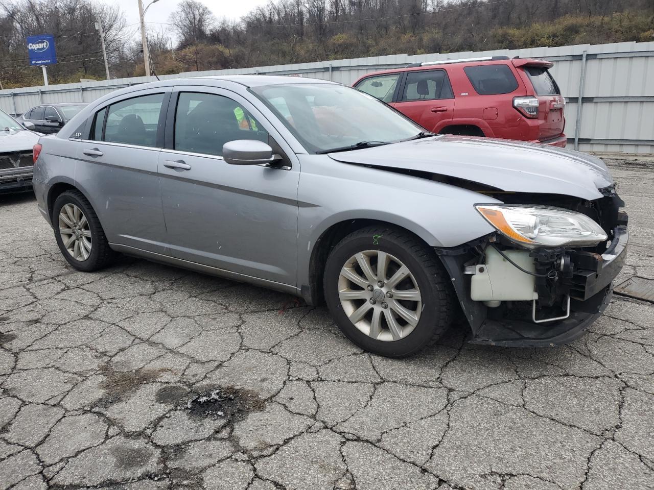 2013 CHRYSLER 200 LX - Фото 4