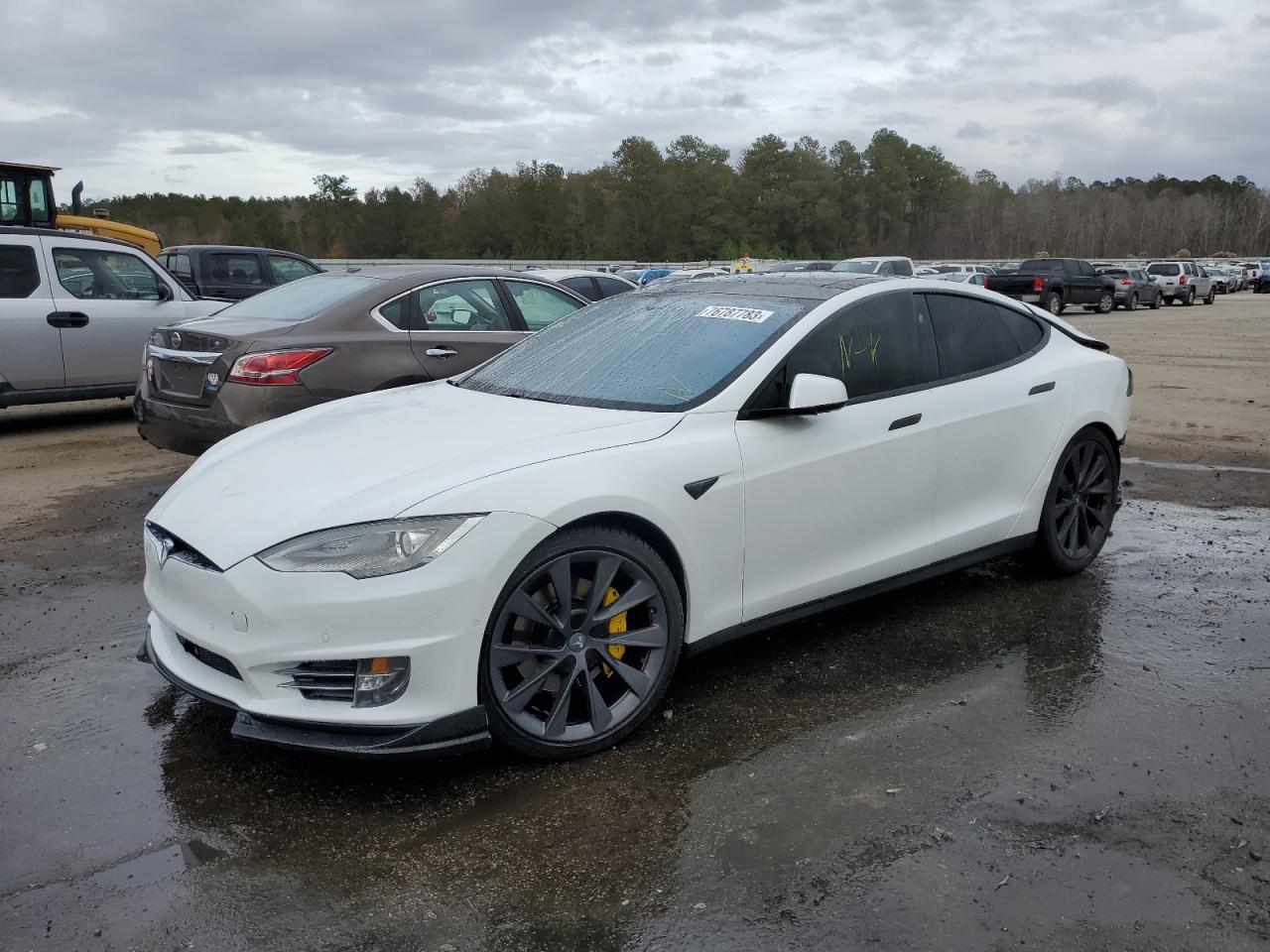 2015 TESLA MODEL S P8