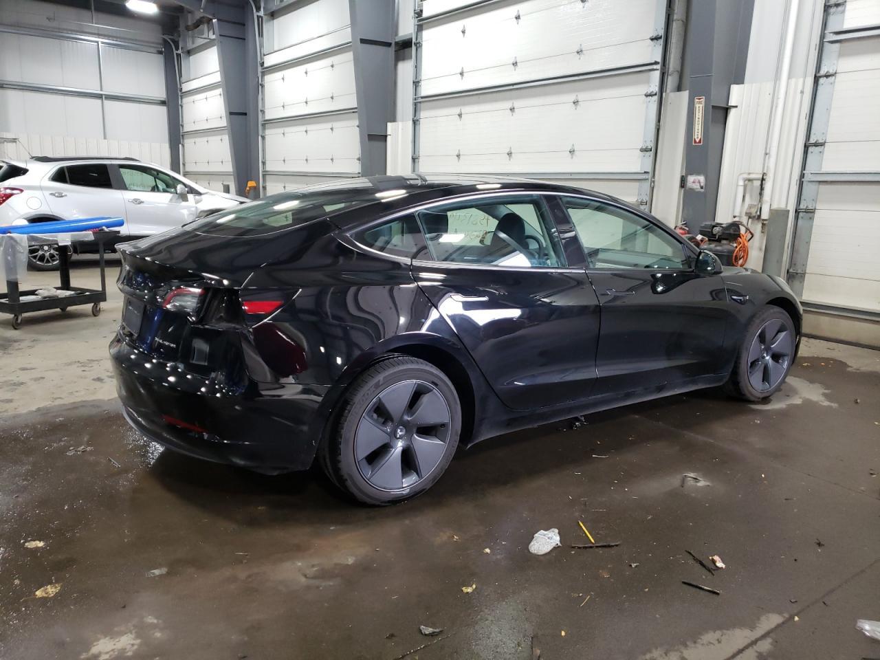 2023 TESLA MODEL 3 - Фото 3