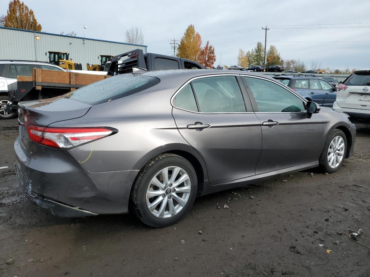 2019 TOYOTA CAMRY L - Фото 3
