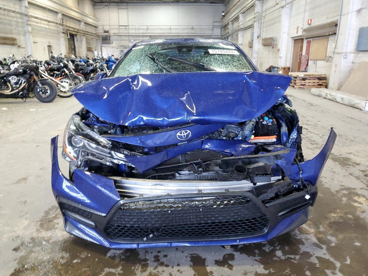 2020 TOYOTA COROLLA SE - Фото 5