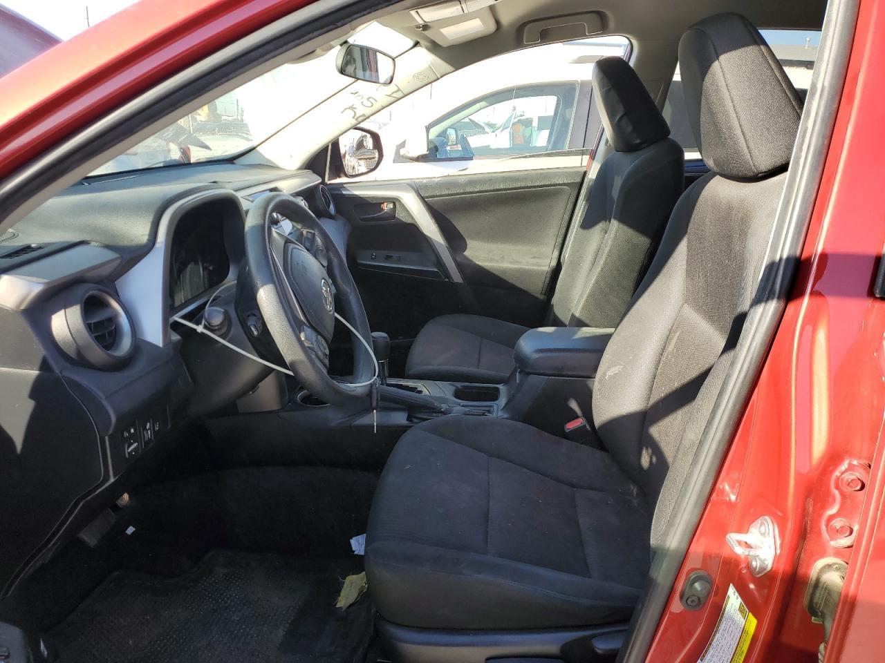 2017 TOYOTA RAV4 LE - Фото 7