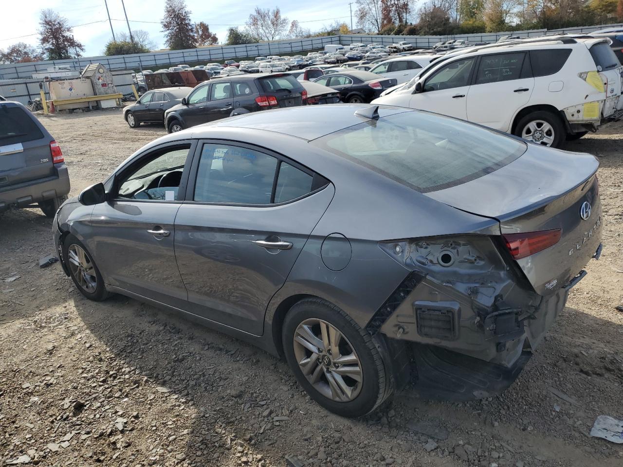 2019 HYUNDAI ELANTRA SE - Image 2