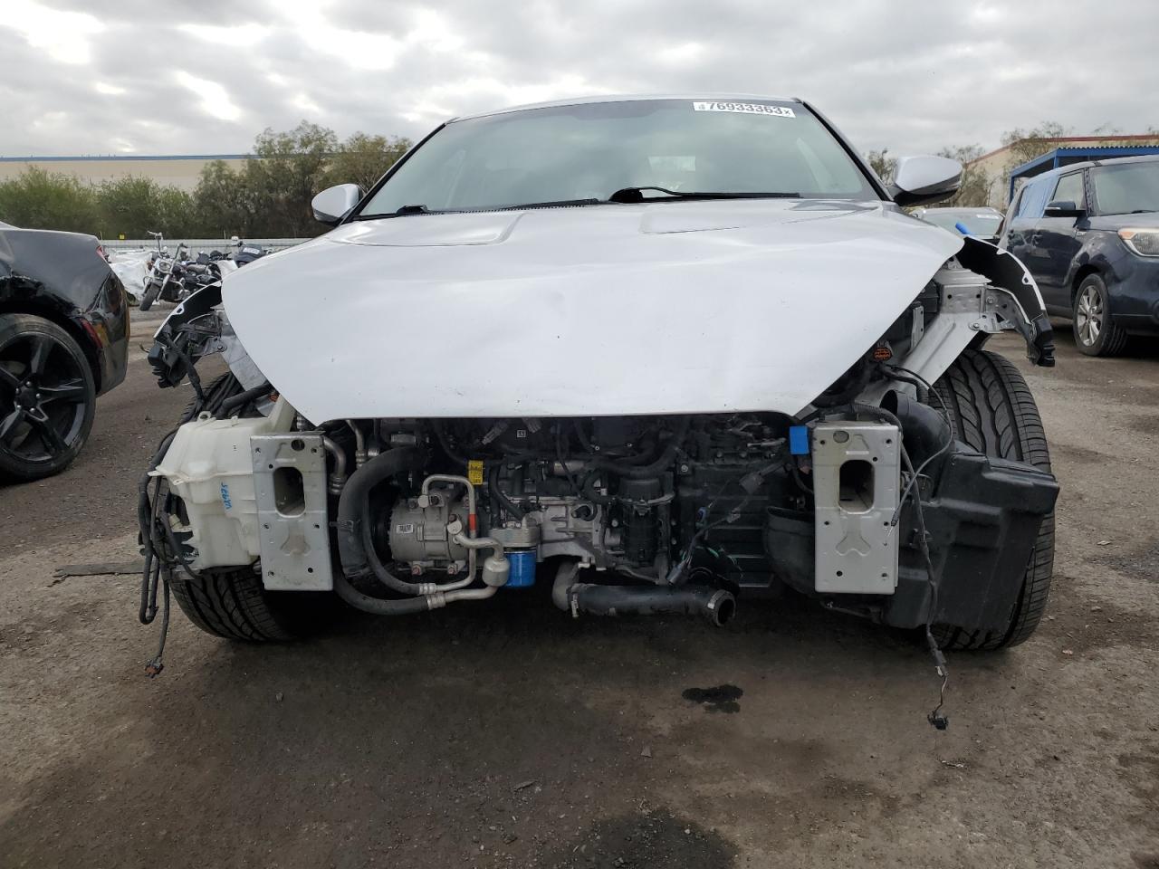 2013 HYUNDAI VELOSTER T - Image 5