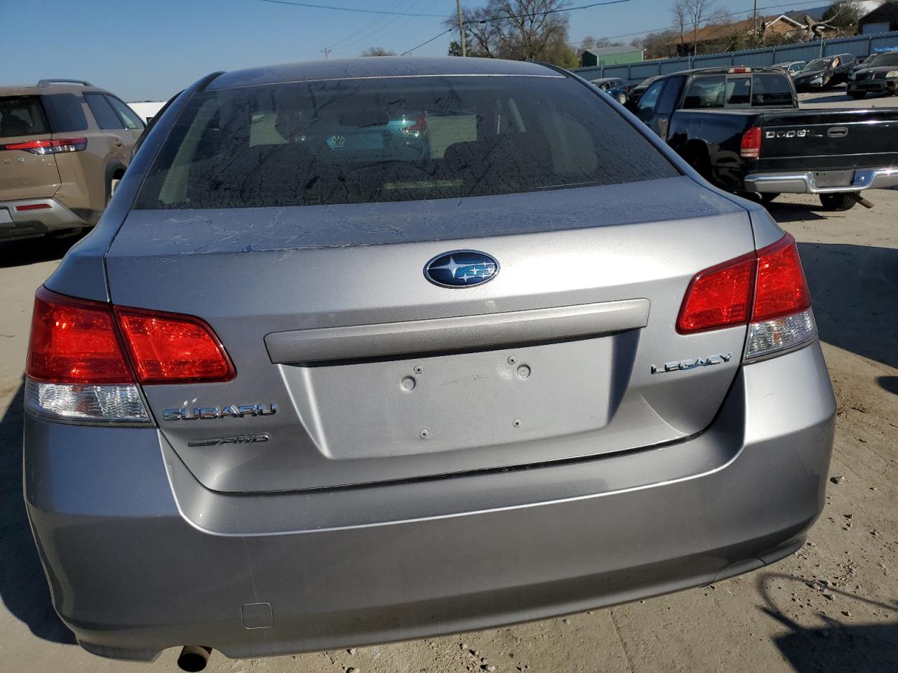 2011 SUBARU LEGACY 2.5 - Image 6