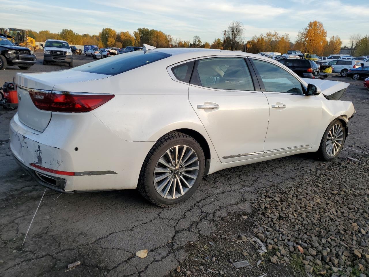 2017 KIA CADENZA PR - Image 3