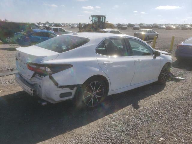 2021 Toyota Camry Se - Фото 3