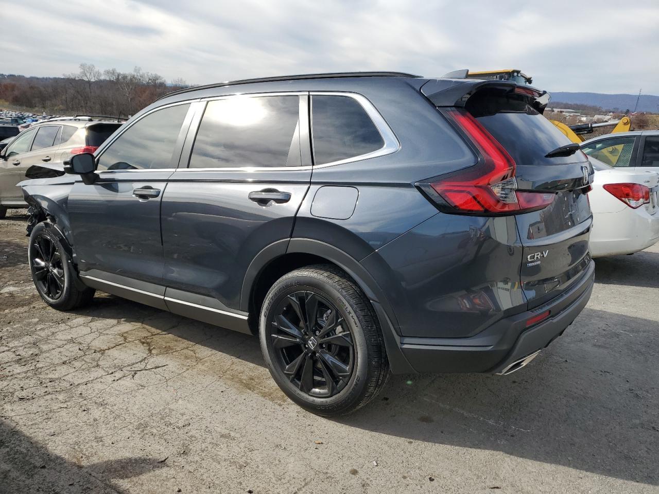 2023 HONDA CR-V SPORT - Фото 2