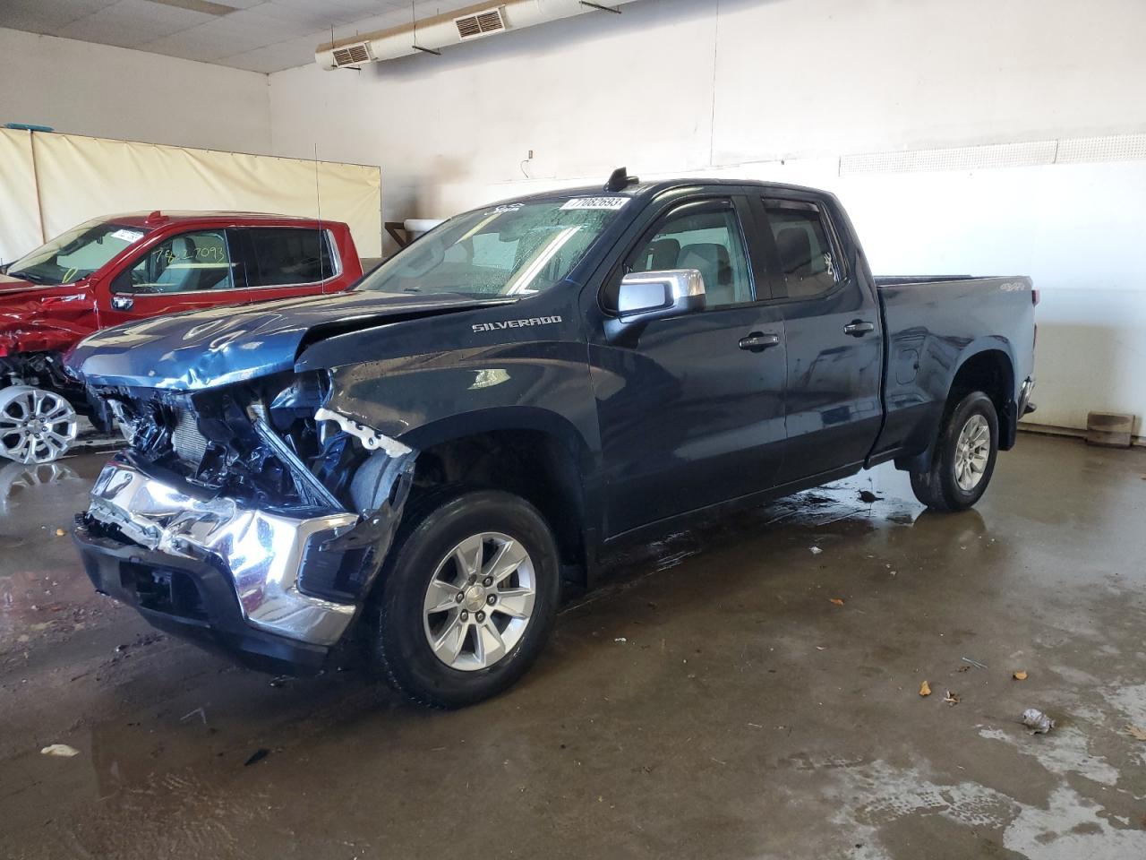 2019 CHEVROLET SILVERADO car image