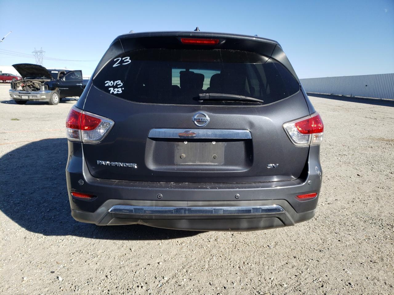 2013 NISSAN PATHFINDER - Фото 6