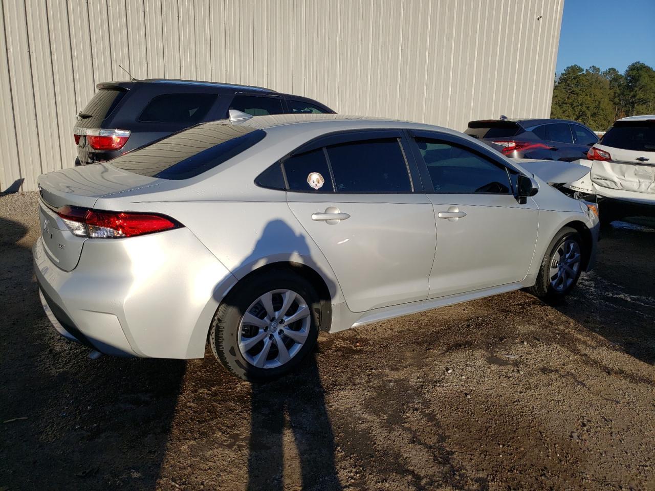 2022 TOYOTA COROLLA LE - Image 3