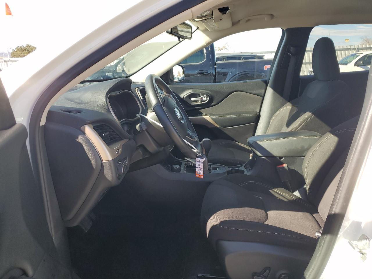 2017 JEEP CHEROKEE L - Image 7