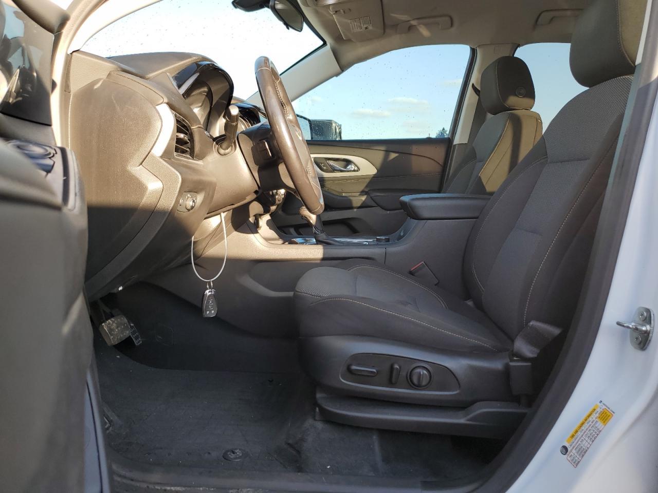 2020 CHEVROLET TRAVERSE L - Фото 7
