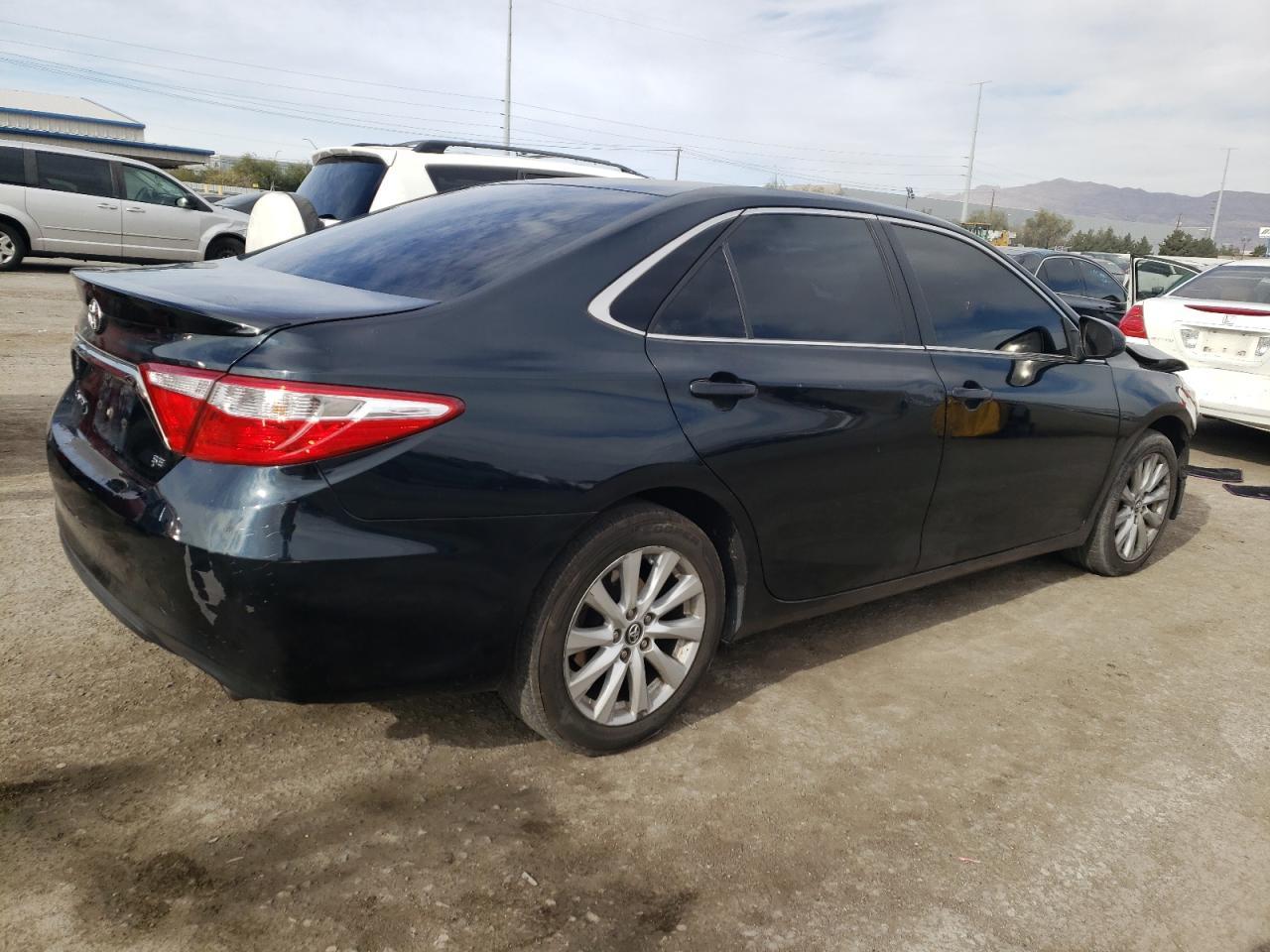 2016 TOYOTA CAMRY LE - Фото 3