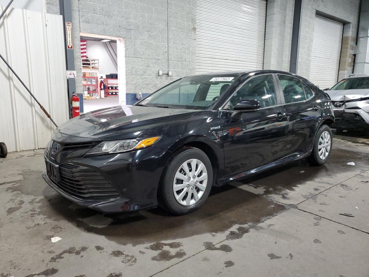 2019 TOYOTA CAMRY LE