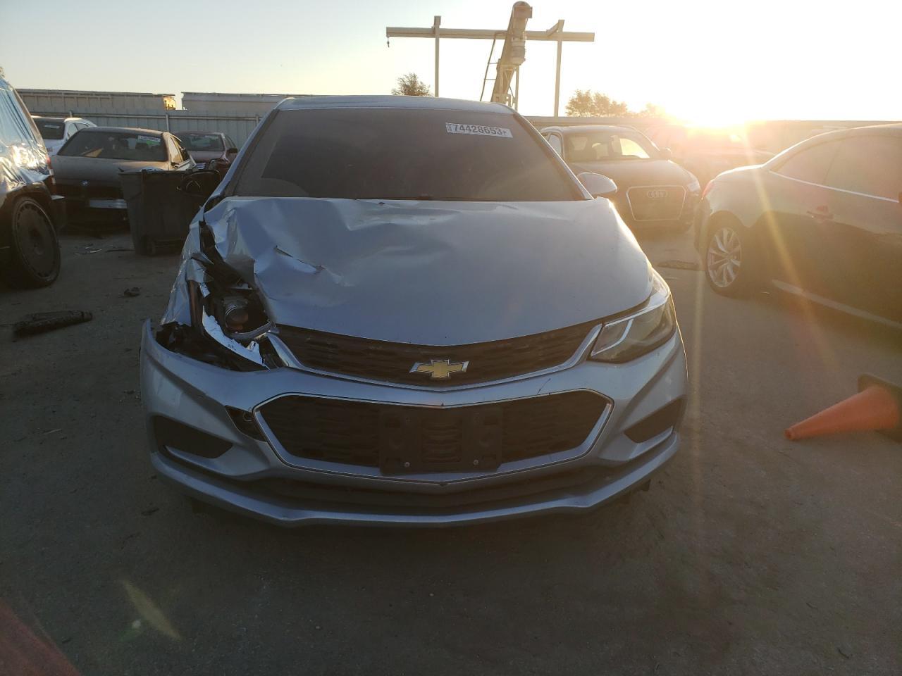 2017 CHEVROLET CRUZE LT - Фото 5