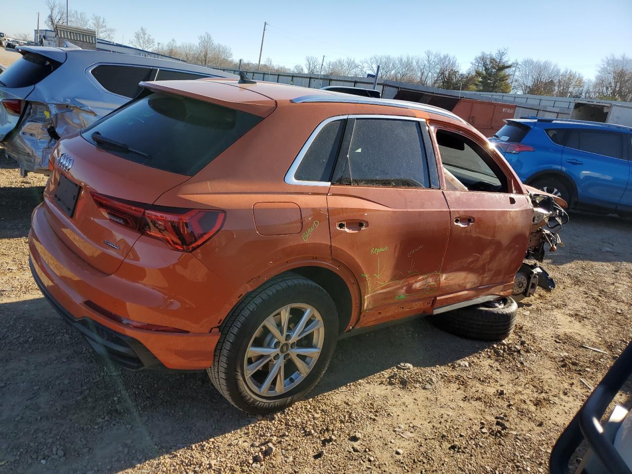 2022 AUDI Q3 PREMIUM - Фото 3