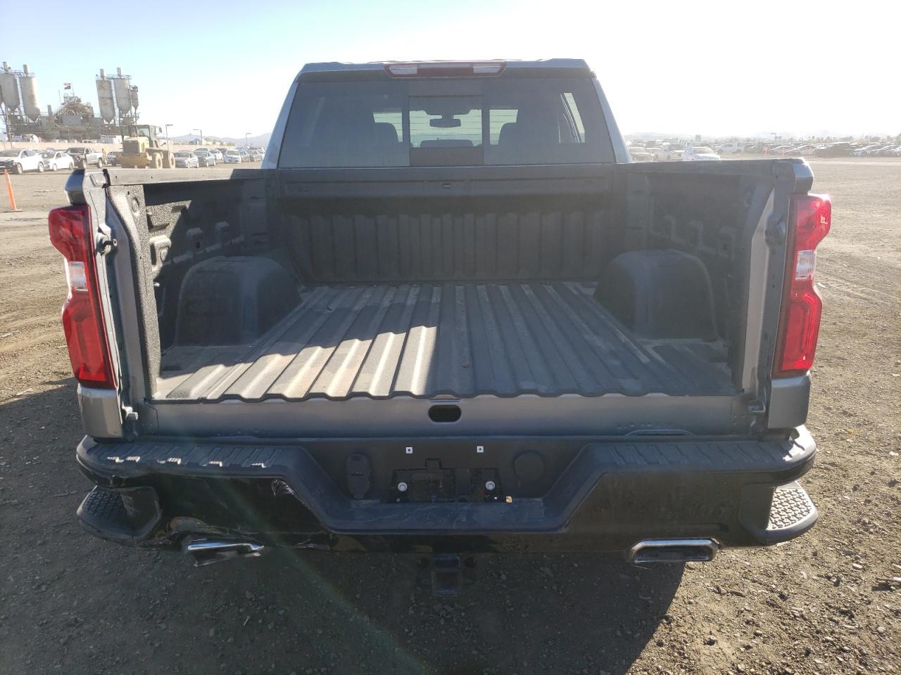 2021 CHEVROLET SILVERADO - Фото 6