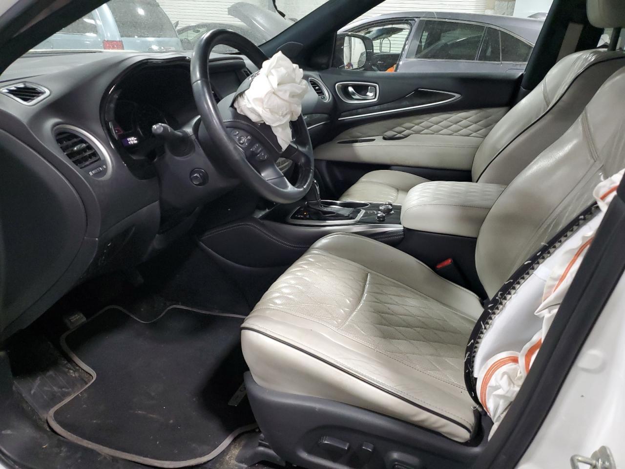 2019 INFINITI QX60 LUXE - Фото 7