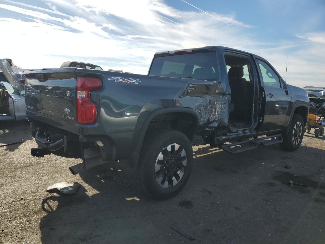 2020 CHEVROLET SILVERADO - Фото 3