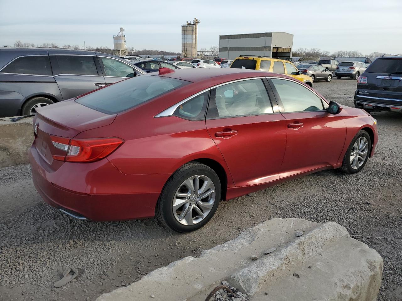 2018 HONDA ACCORD LX - Image 3