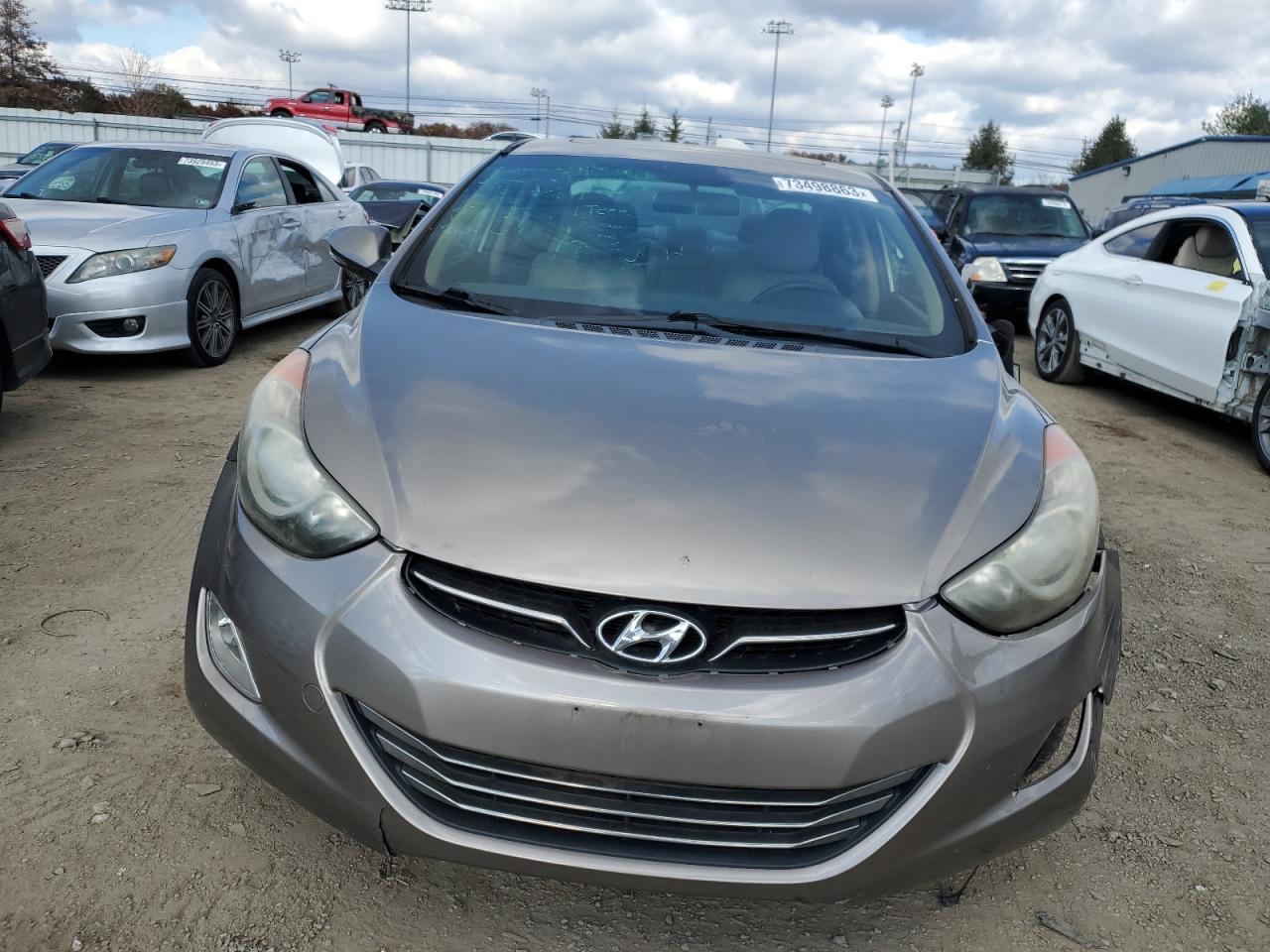 2011 HYUNDAI ELANTRA GL - Image 5