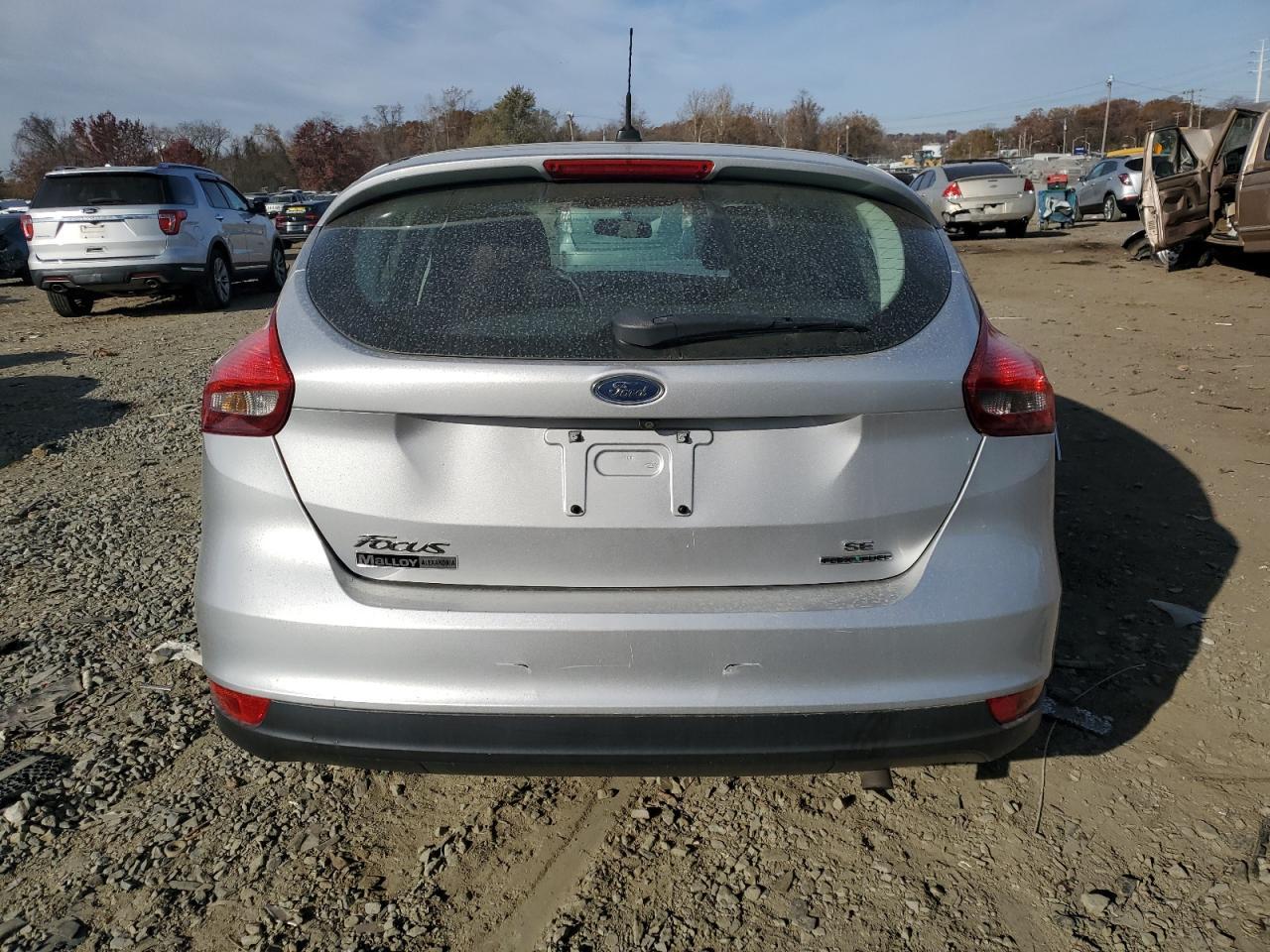 2016 FORD FOCUS SE - Фото 6