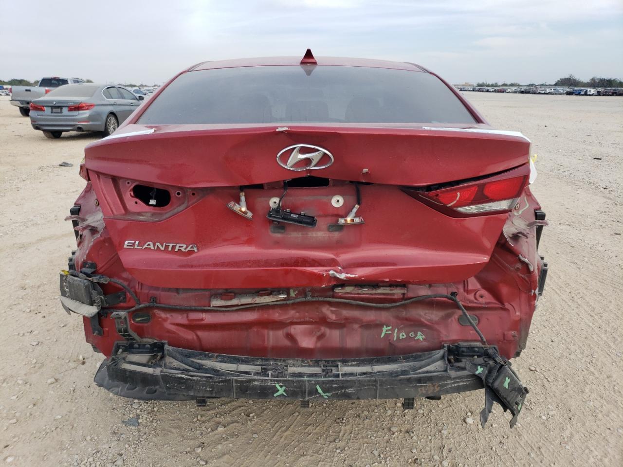2018 HYUNDAI ELANTRA SE - Image 6