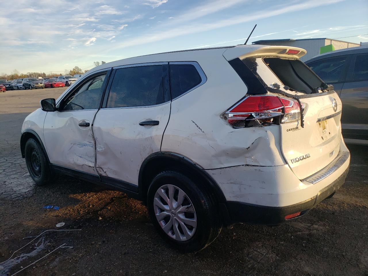 2016 NISSAN ROGUE S - Image 2