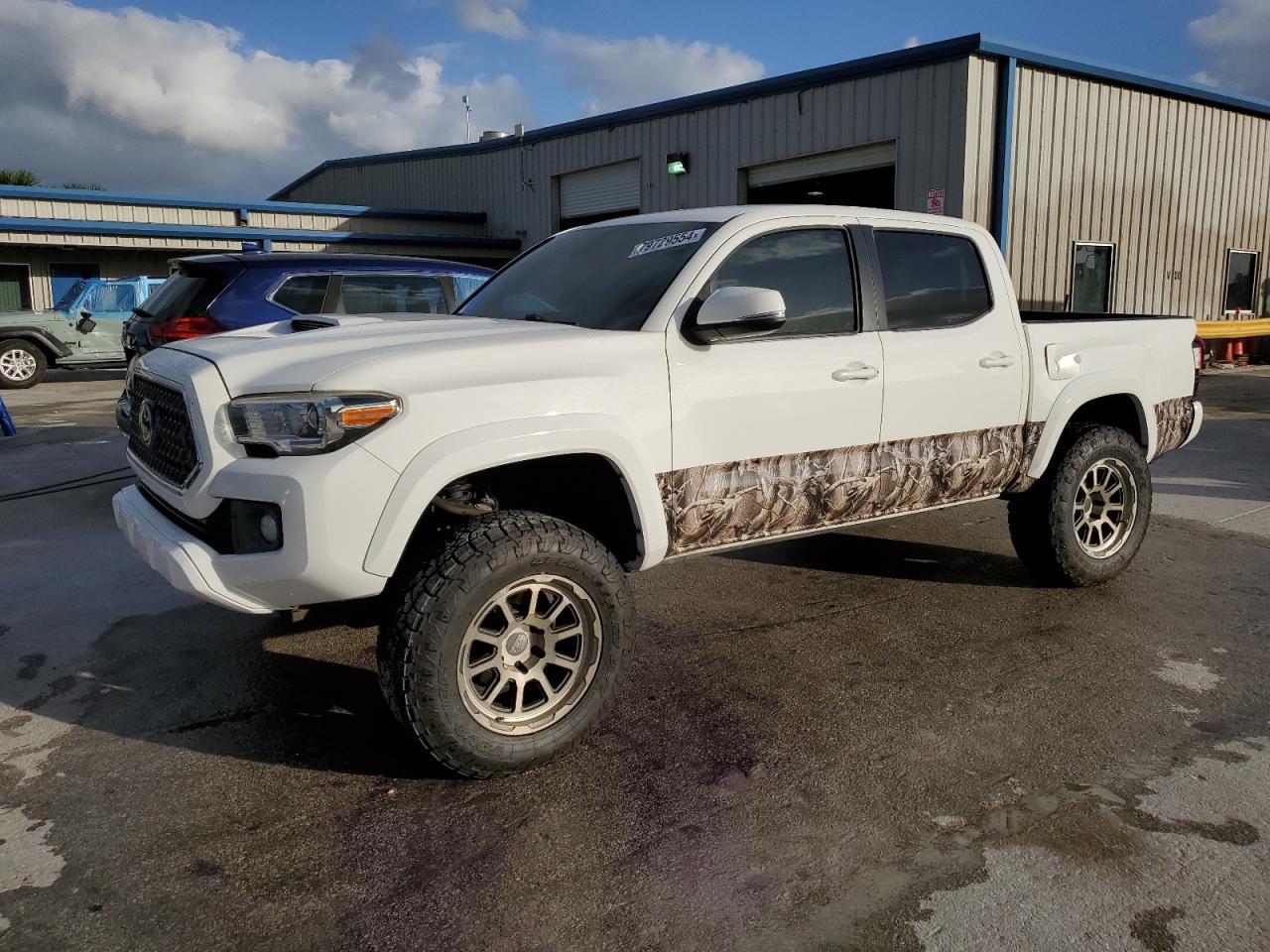 2019 TOYOTA TACOMA DOU