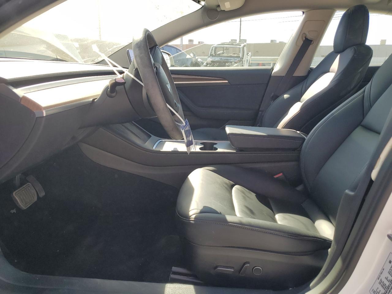 2022 TESLA MODEL 3 - Фото 7