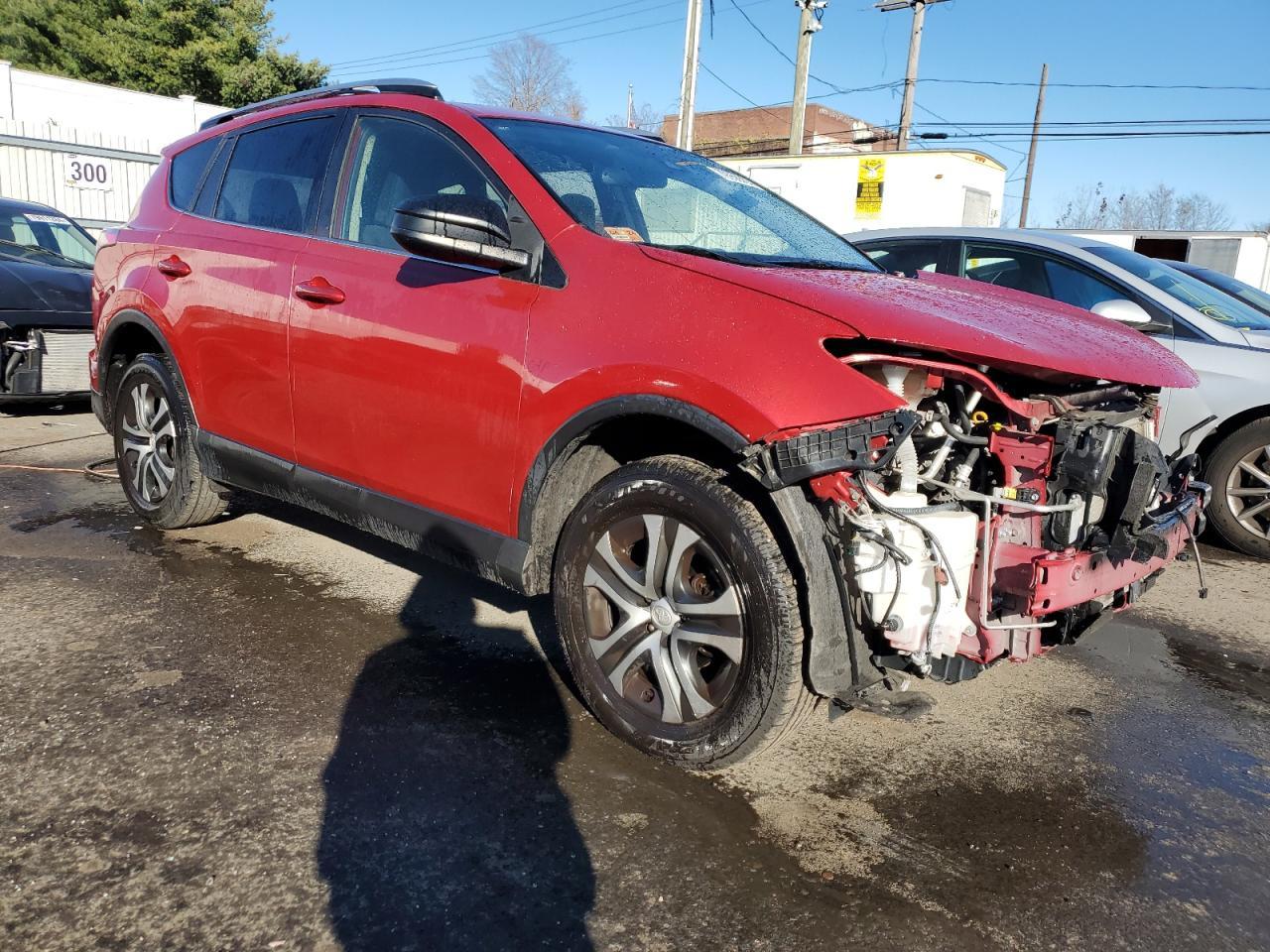 2017 TOYOTA RAV4 LE - Фото 4