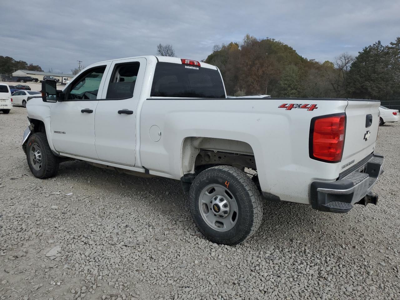 2019 CHEVROLET SILVERADO - Image 2