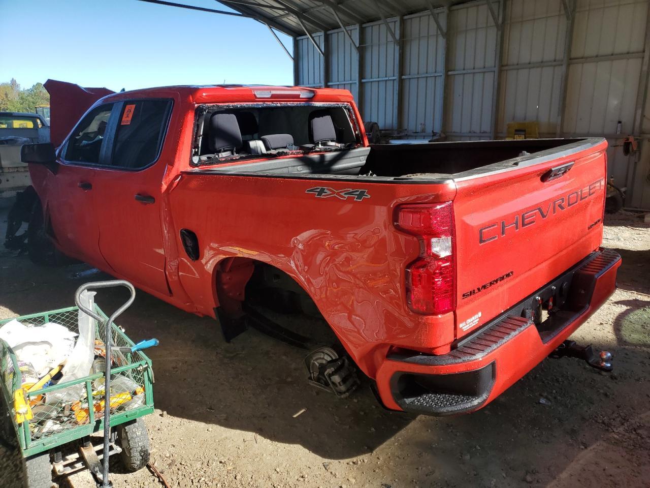 2023 CHEVROLET SILVERADO - Фото 2