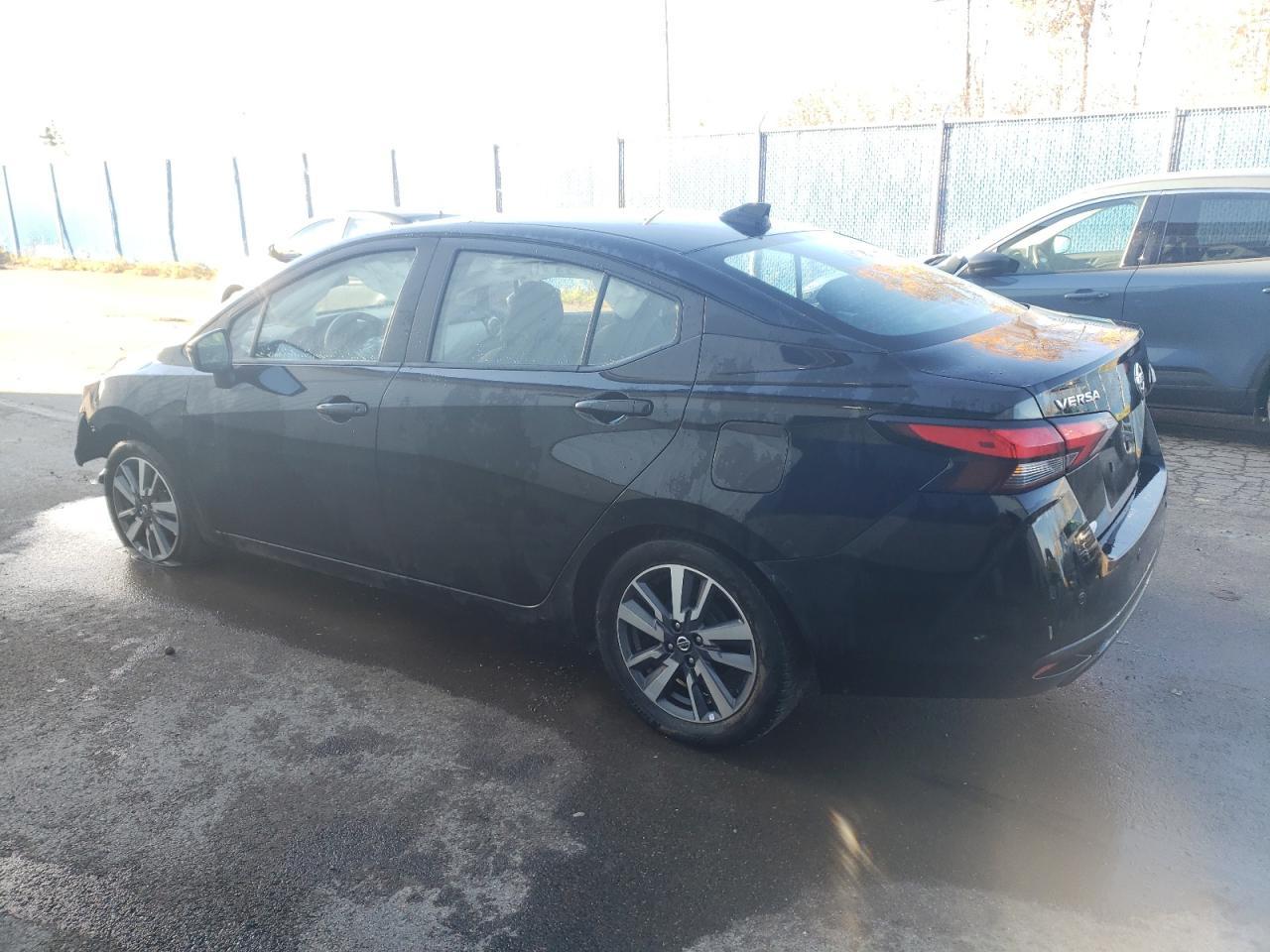2021 NISSAN VERSA SV - Фото 2