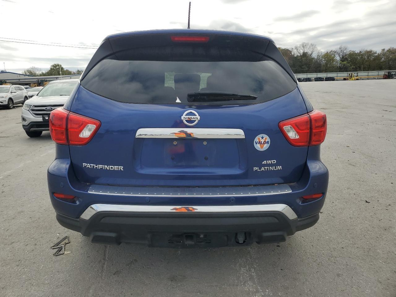 2017 NISSAN PATHFINDER - Фото 6